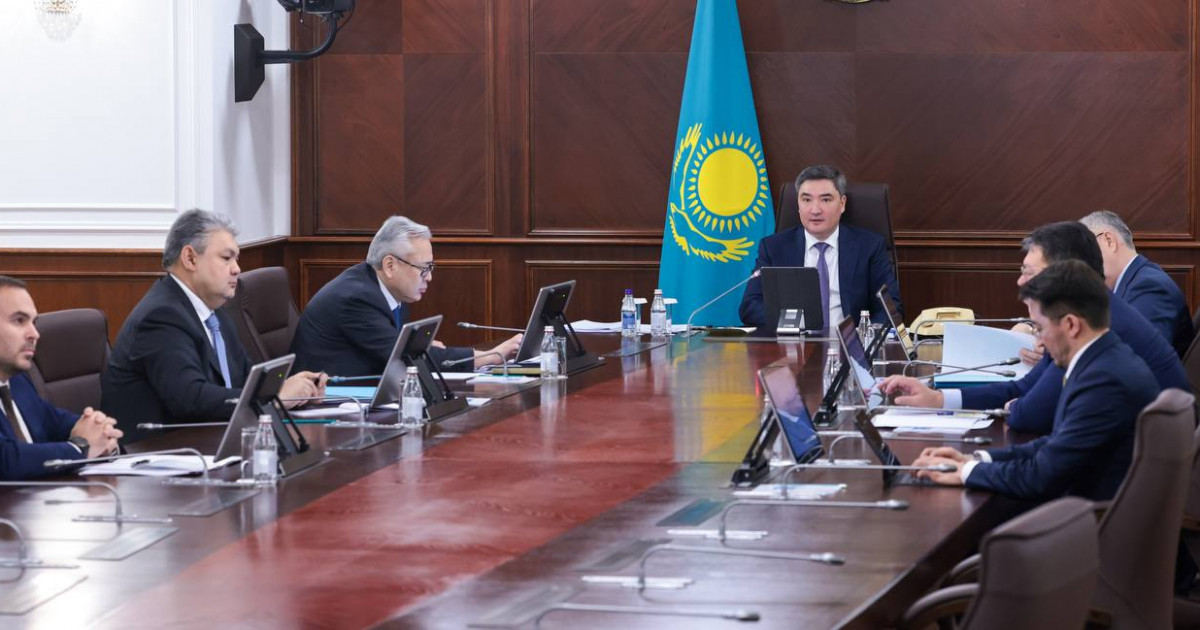 Олжас Бектенов: Кадр дайындау мәселесі ақсап тұр