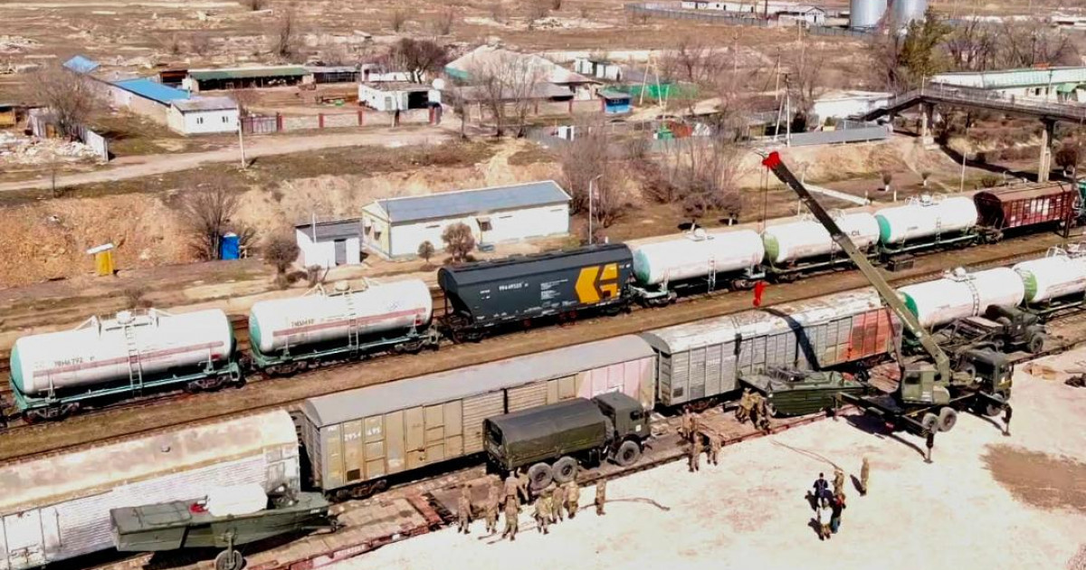 Әскерилер Ақтөбе облысында понтондық көпір салуға аттанды