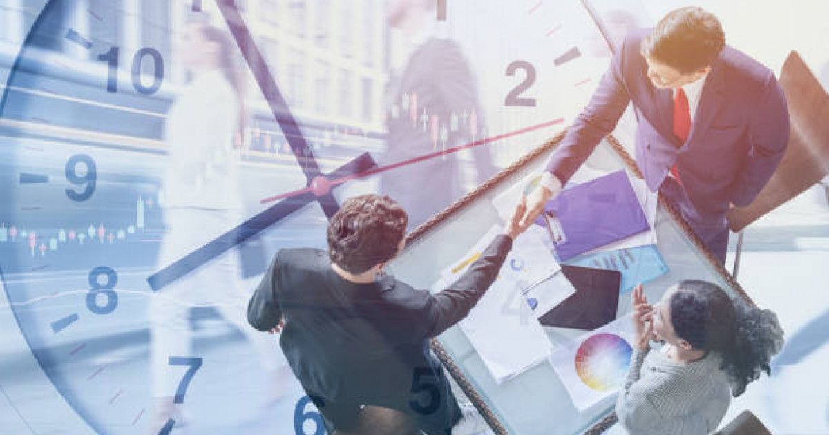 Жаңа жұмыс кестесі: қазақстандықтар таңғы 8-ден жұмысқа шығады