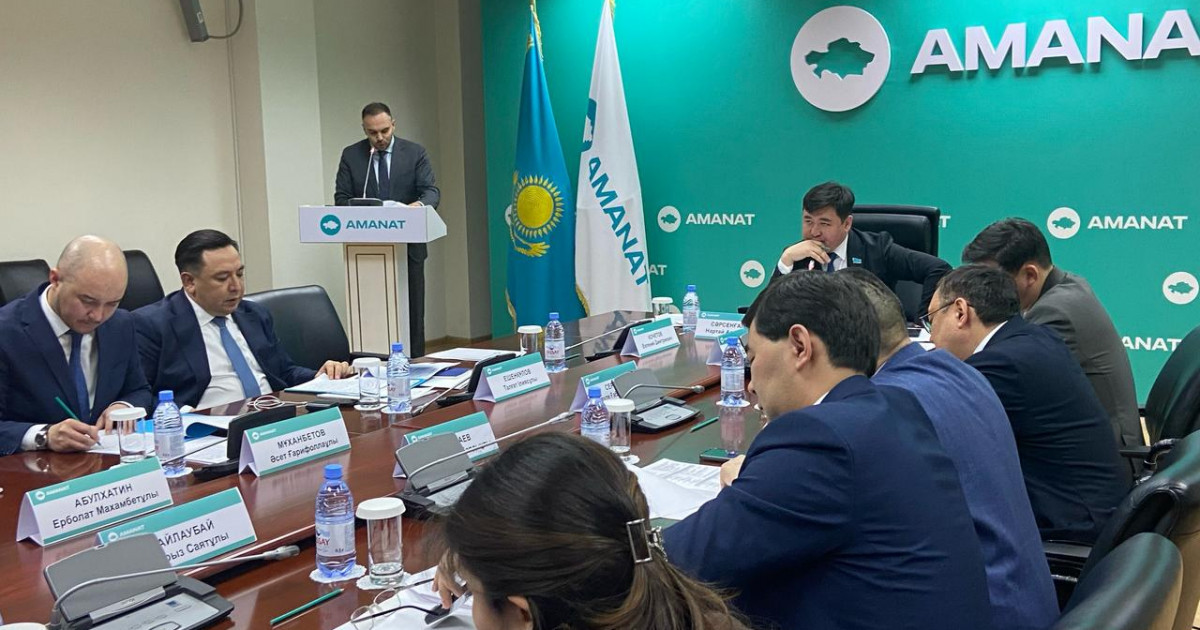 Жастар жұмыстан бұрын жоғары жалақыны ойлайды