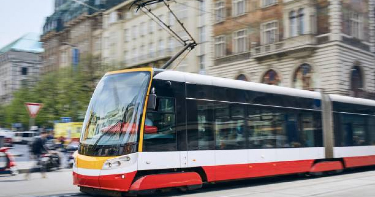 Өскеменде қарттар трамвайда қайта тегін жүретін болды