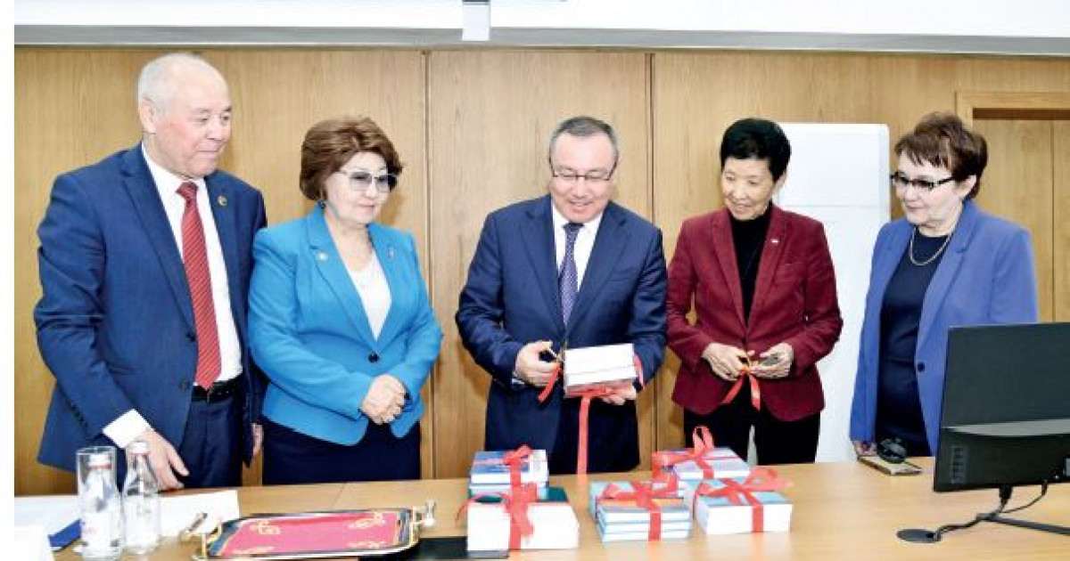 Өз тілің – өзегің, өзге тіл – көкжиегің