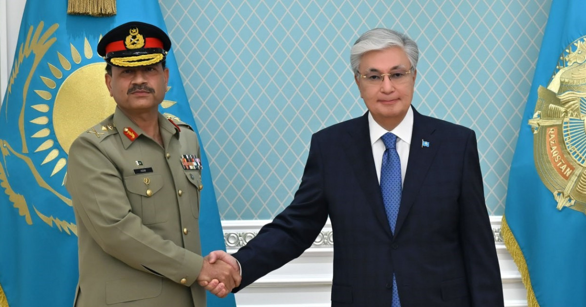 Президент Пәкістан Қарулы Күштері Құрлық әскерлерінің бас қолбасшысы, генерал Асим Мунирді қабылдады