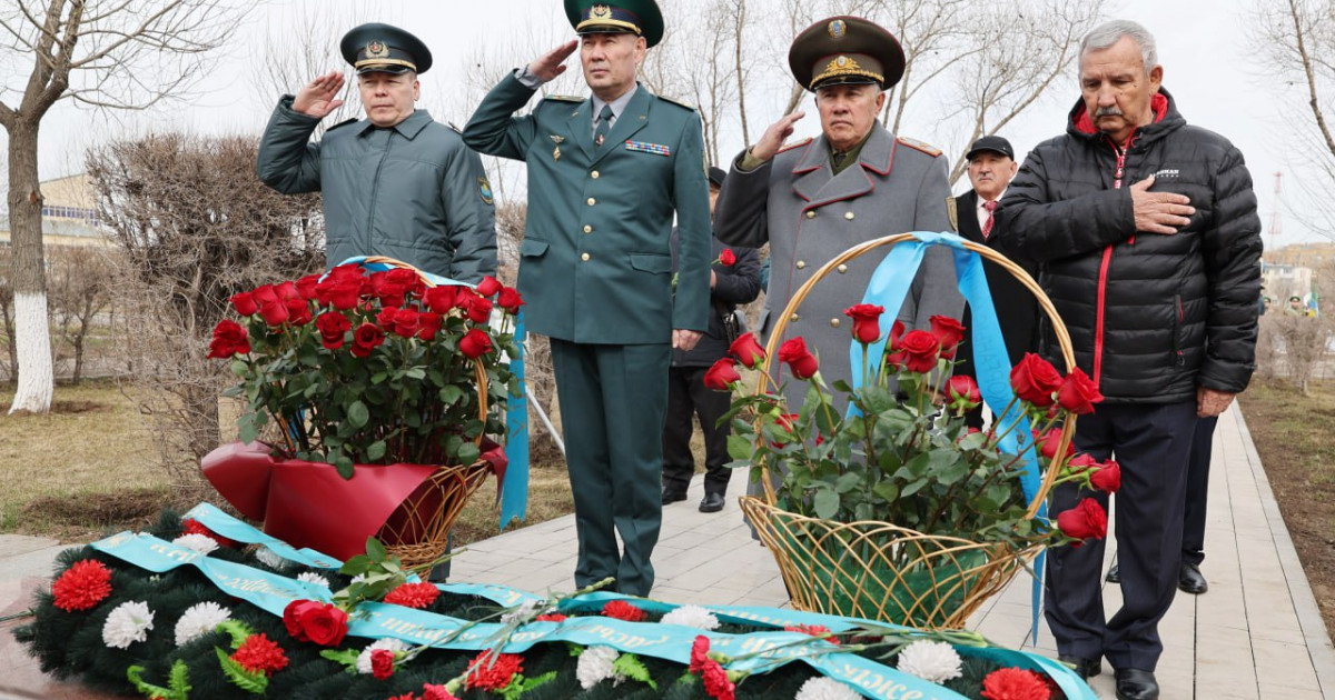 Ұлттық ұлан “Қазбаттың” әскери қызметшілеріне құрмет көрсетті