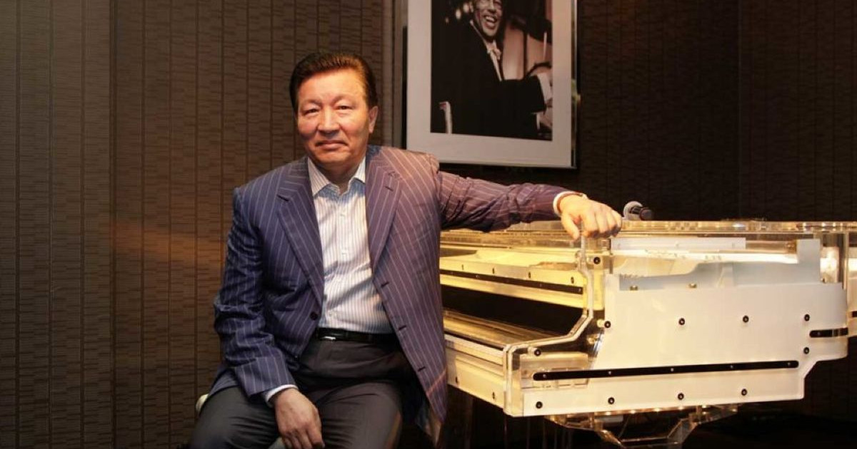 Дюссельдорф төріндегі кеш