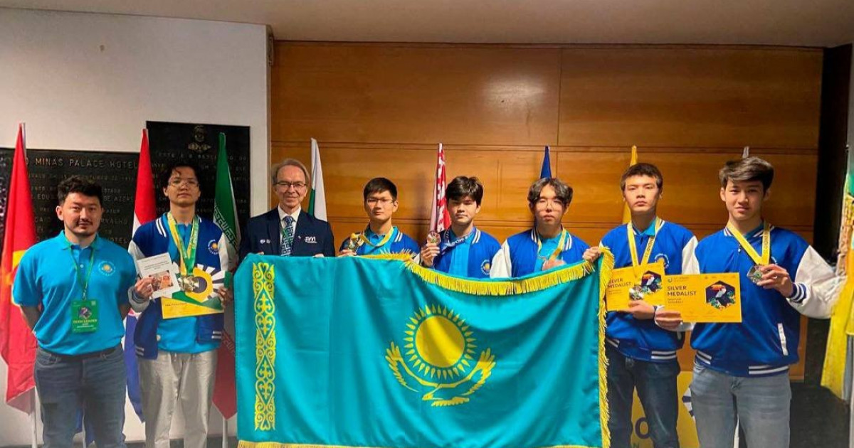 ​Қазақстандық жас химиктер халықаралық олимпиадада 11 медаль жеңіп алды 
