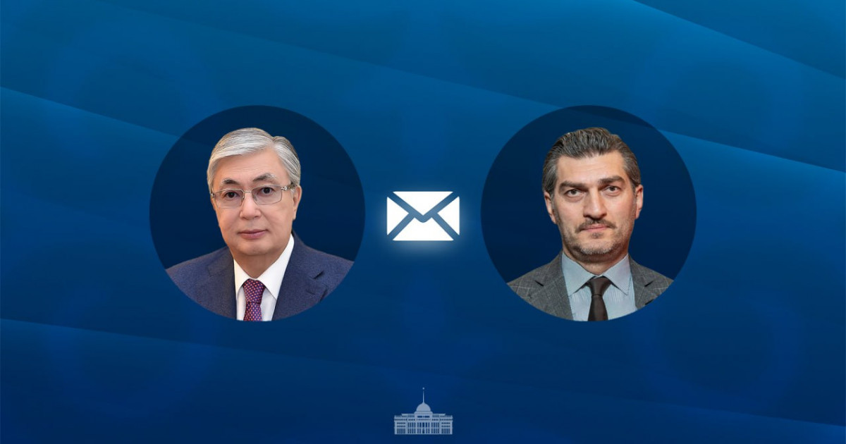 Мемлекет басшысы Грузия президентін Тәуелсіздік күнімен құттықтады