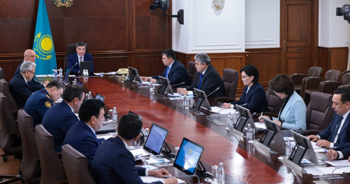 Премьер-Министр: Ешқандай министрлік ата-ана қамқорлығы мен тәрбиесін алмастыра алмайды