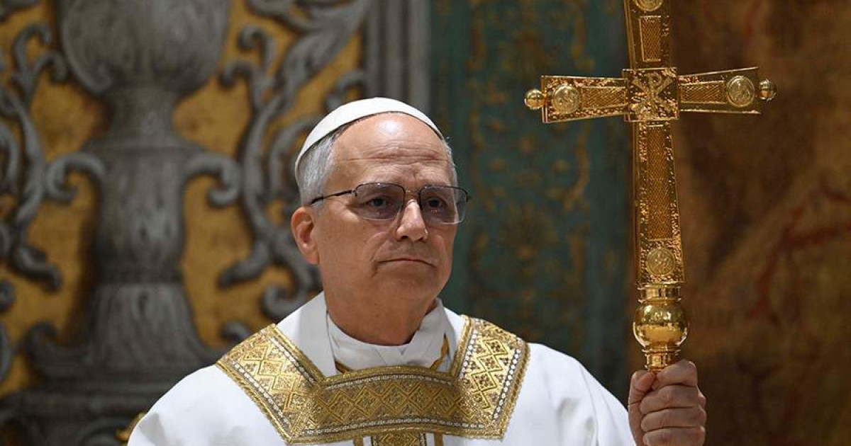 Жаңа Рим Папасы таққа отырды