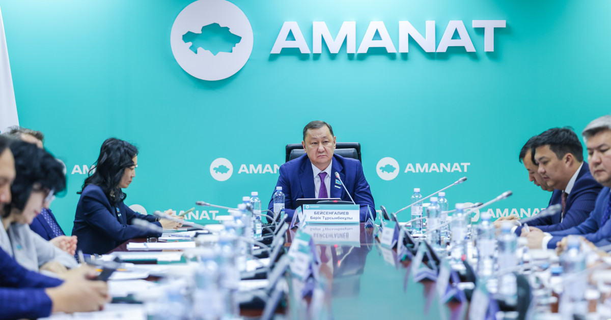 «AMANAT»: Қосшыда үш жылда төрт мектеп, емхана, спорт кешені, мешіт салынды