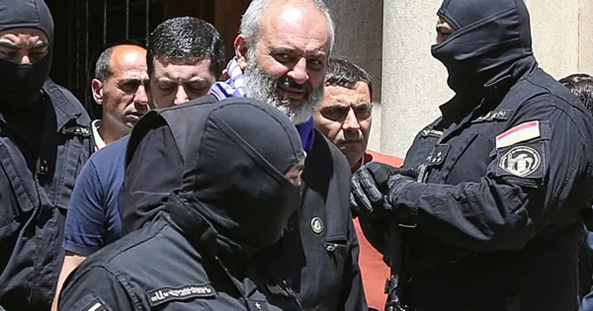 Арменияда архиепископ билікті құлатуға шақырды деген айыппен қамауға алынды