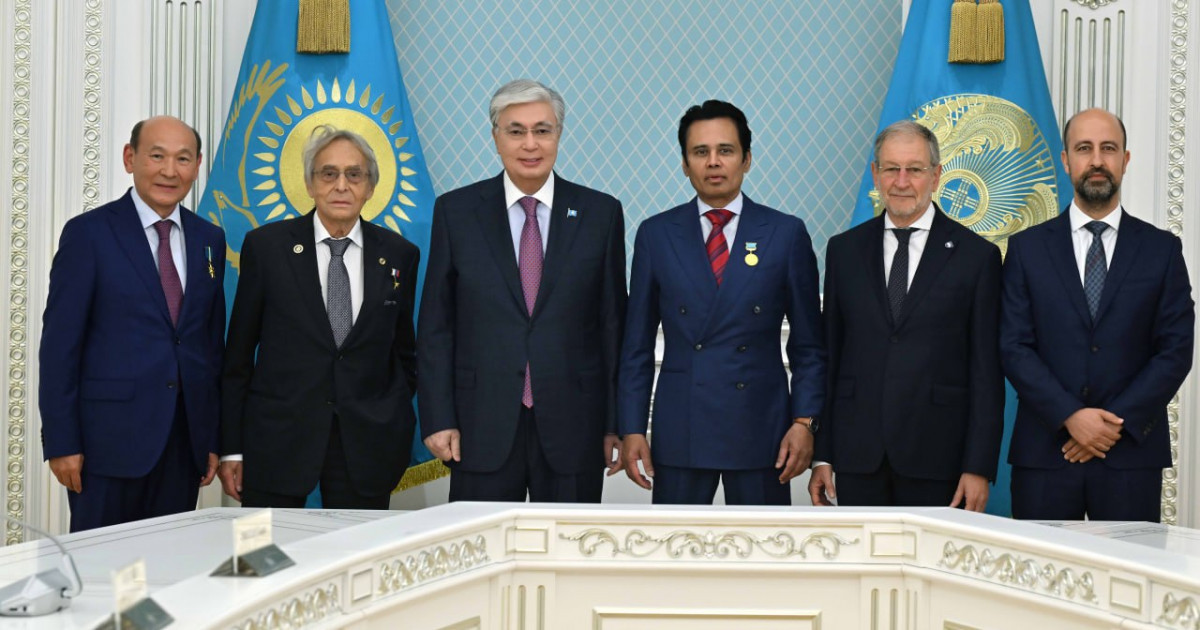 Мемлекет басшысы әлемдік нейрохирургия саласының өкілдерімен кездесті