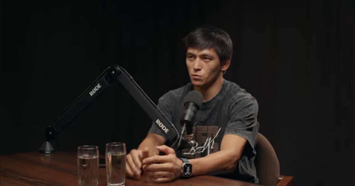 «Мен жеңілген жоқпын»: Азат Мақсұм UFC-дегі жекпе-жегі жайлы өз ойын айтты