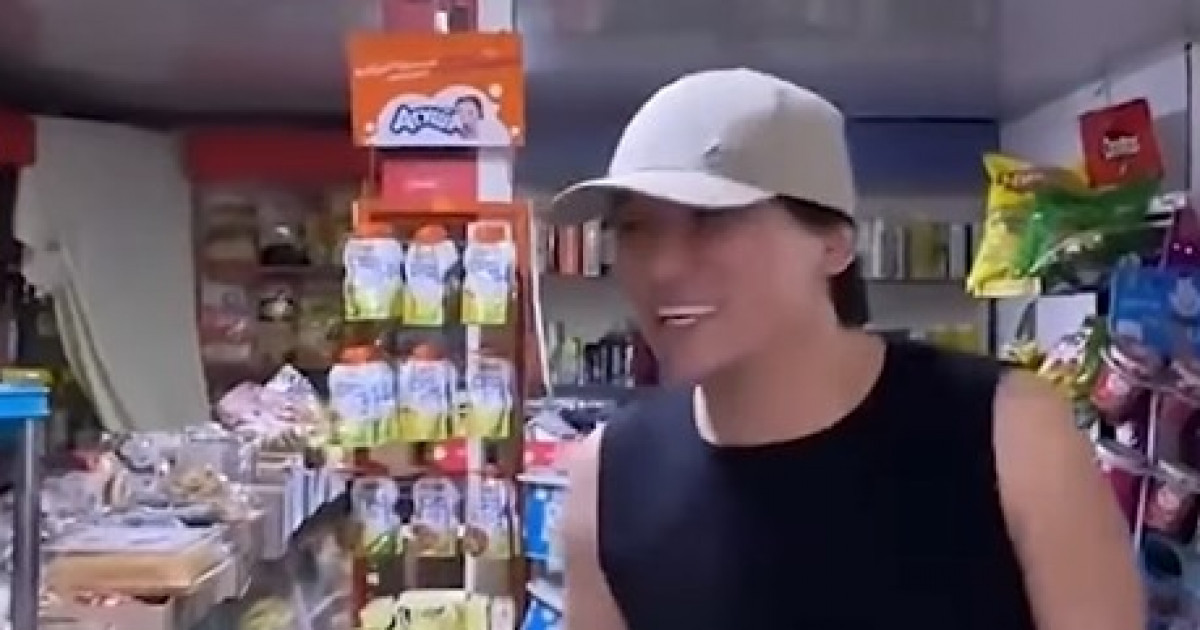 «Не бар сіздерде?»: дүкенге барған Қайрат Нұртас жұртты күлкіге қарық қылды (видео)