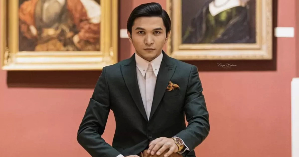 «Әнің өзіңе»: Ұланғасыр Қамиев ана туралы әнін неге айтпай кеткенін айтты