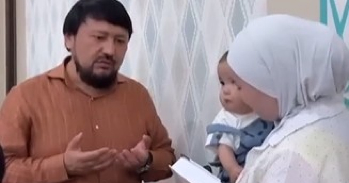 Порно бұрмалау бейнелері Клара Лоусон порно