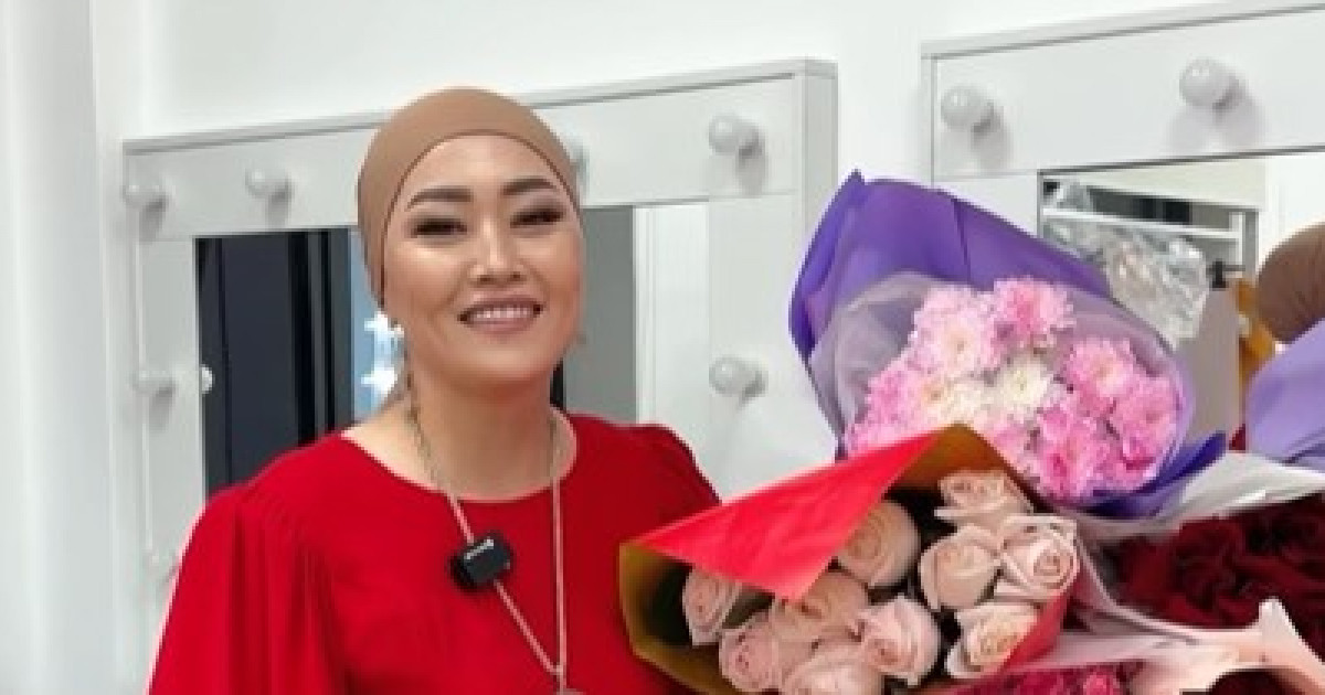 Метродағы қатты жапондық порно Порнографиялық кемпір жастық шағын еске алады.