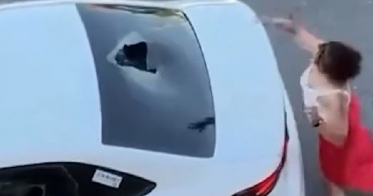 Шымкентте такси көлігін қиратқан әйел қамауға алынды