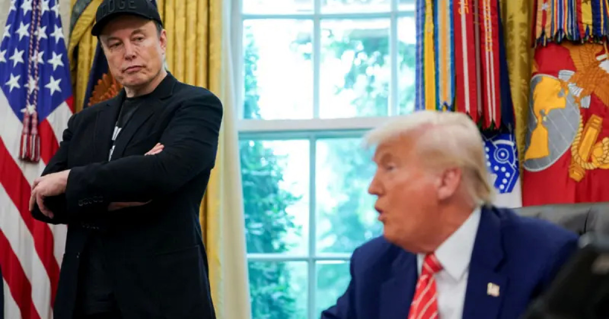 Танымал кәсіпкер Илон Маск Трамптан кешірім сұрады