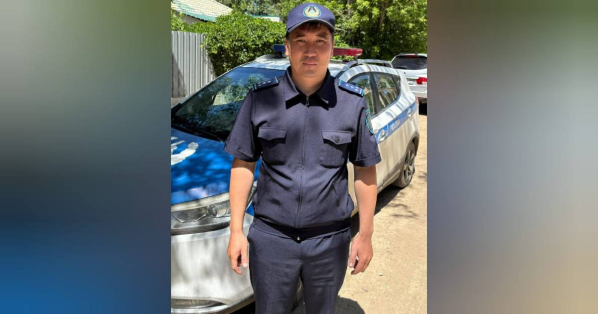 Жезқазғанда полицей жасөспірімді өлімнен құтқарып қалды (видео)