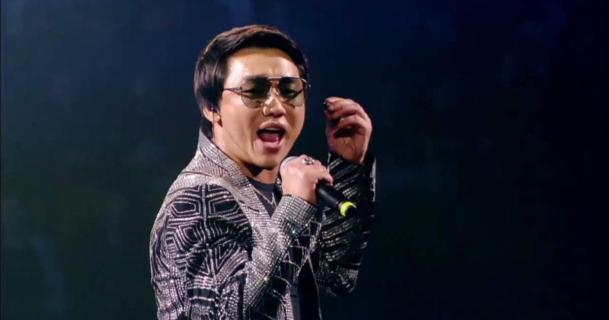 999 теңге: Сәкен Майғазиевтен кейін Қайрат Нұртас та онлайн концертін сатып жатыр