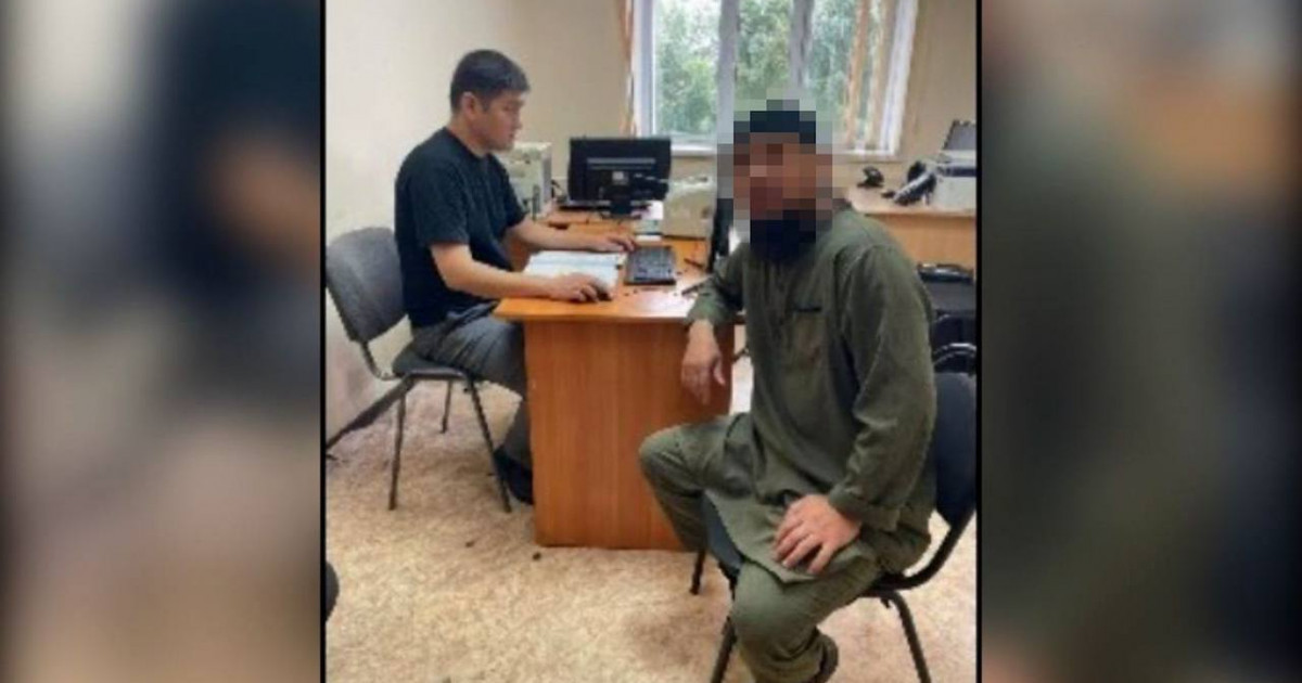 Ақтөбеде мешіт жанында келушіге тиіскен ер адам жауапкершілікке тартылды