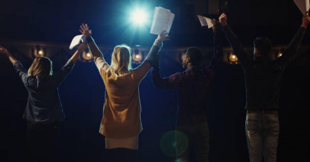 «Актерді өсіретін де, өшіретін де режиссер»: театр әртісі бүгінгі жағдайдың шындығын айтты