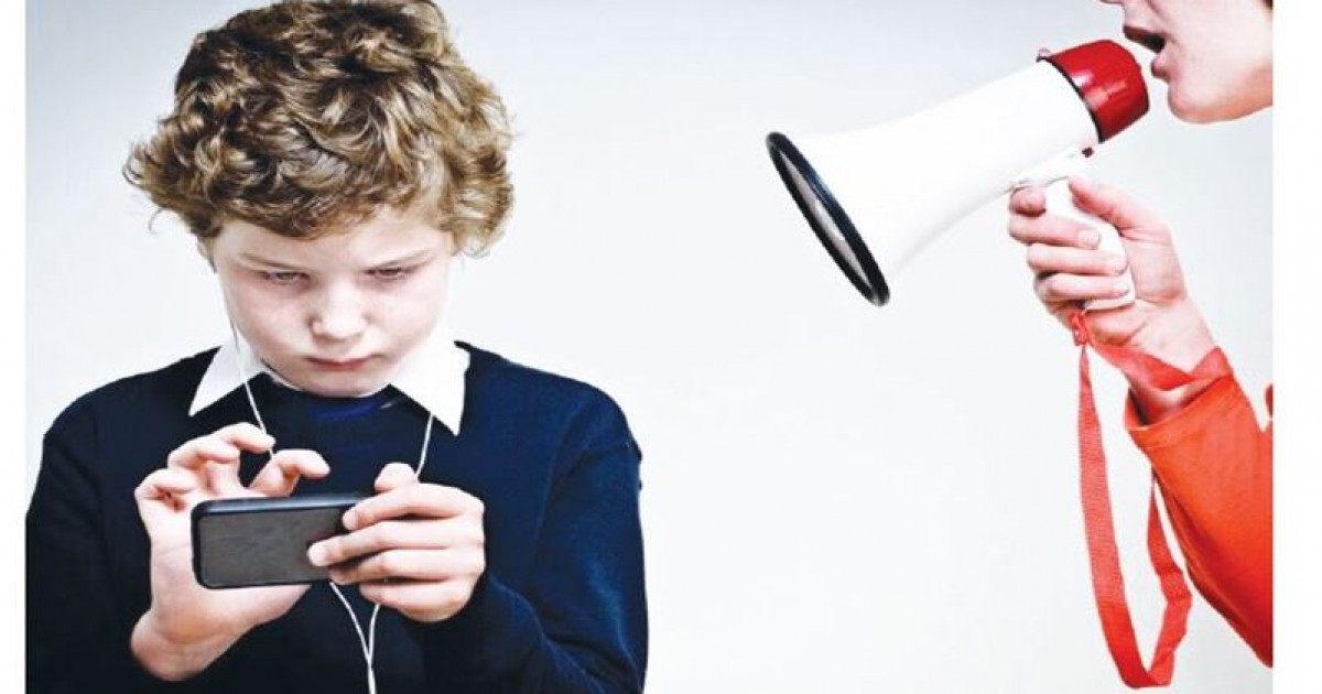 Балалық шақ – экранның ар жағында емес