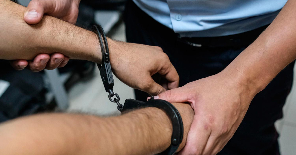 Қостанайда дәрігерді соққыға жыққан бұзақы қамалды