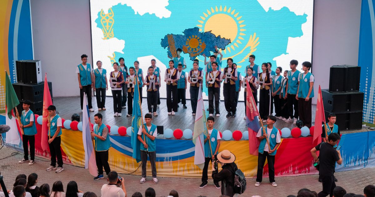 «Мен Qazaqпын» халықаралық балалар құрылтайы өтті
