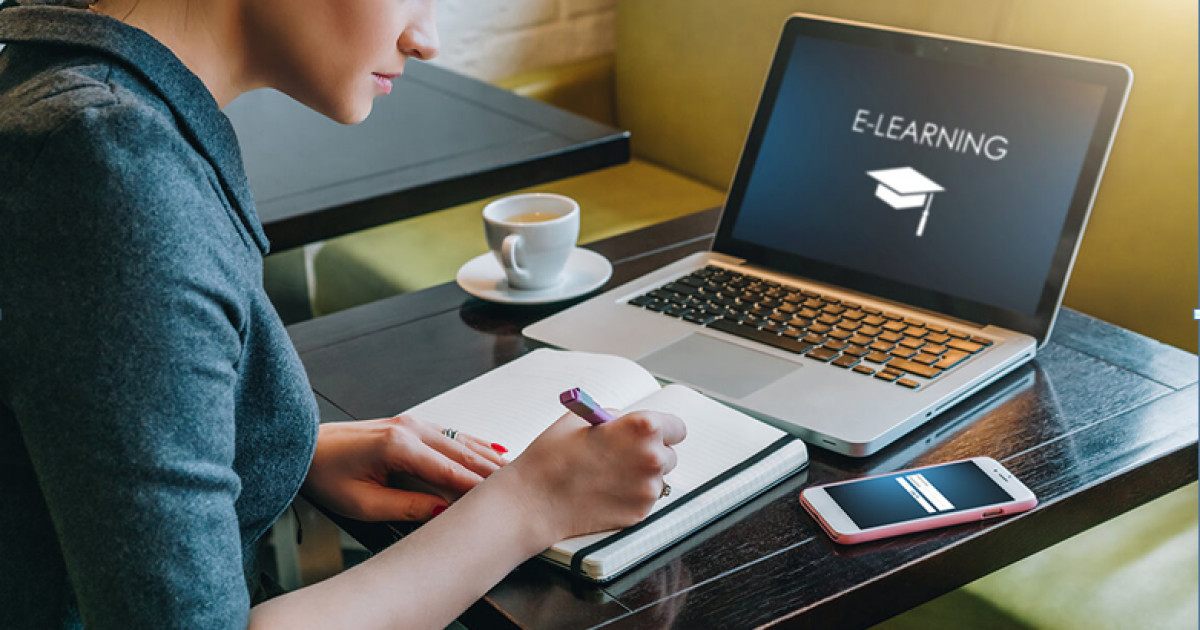 Микрооқыту: күніне 10 минуттық өзін-өзі дамыту мансапты қалай өзгерте алады?