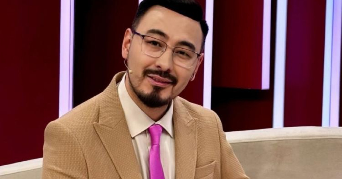 Шұлық киген орыс апай