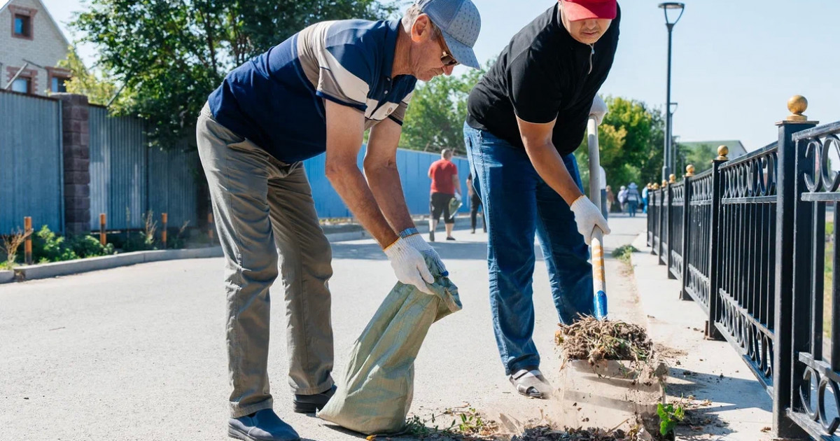 Таза Қазақстан: Атырауда өткен сенбілікке 5000-нан астам адам қатысты