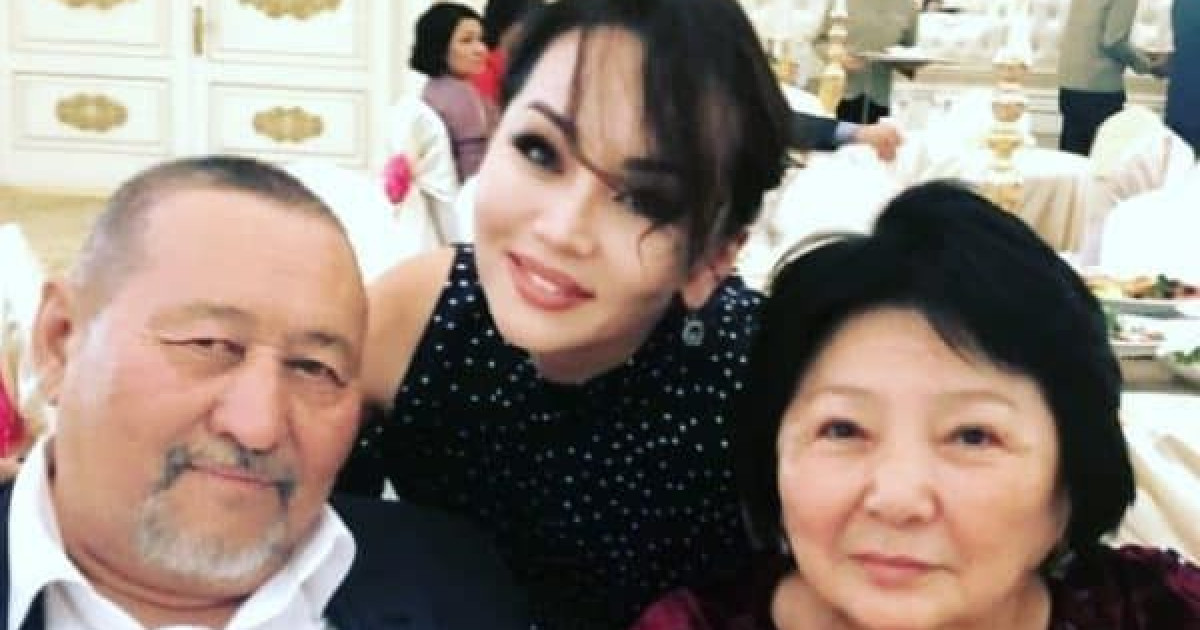 «Тыныш жүрмейді»: Баян Алагөзованың анасы қызының өзіне ұнамайтын қылығы туралы айтты (видео)