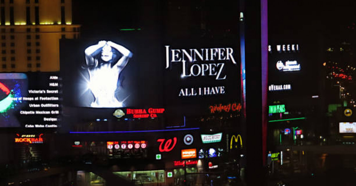 Дженнифер Лопестің концерті Алматыдағы стадион газонын бүлдіруі мүмкін