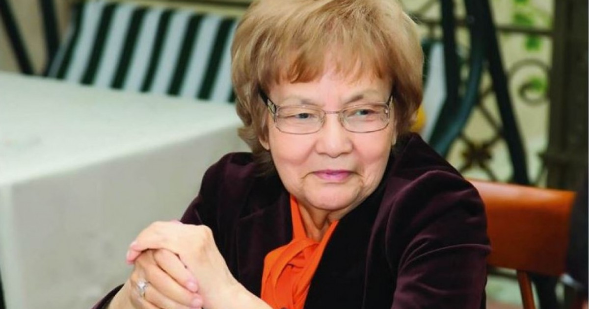 Фариза Оңғарсынованың архив қоры құнды қолжазбалармен толықты