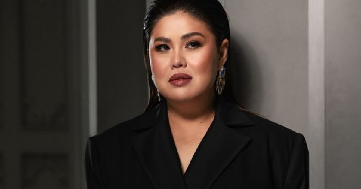 Трусики арқылы блять Өте арық әйелмен жыныстық қатынас