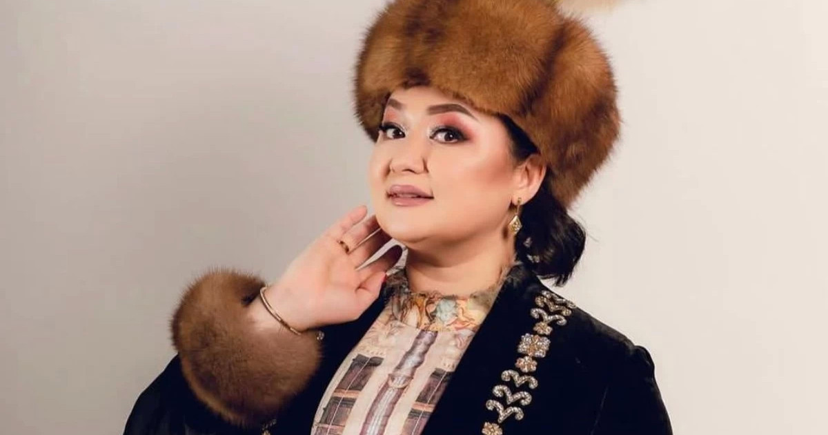 Минет жасағаны үшін қамауға алынды Жапон әйелді дөрекі трахает