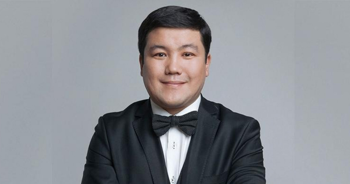 «Тұрсынбек Қабатовтың кесірі»: желідегі блогер әзілкеш жайлы айтты