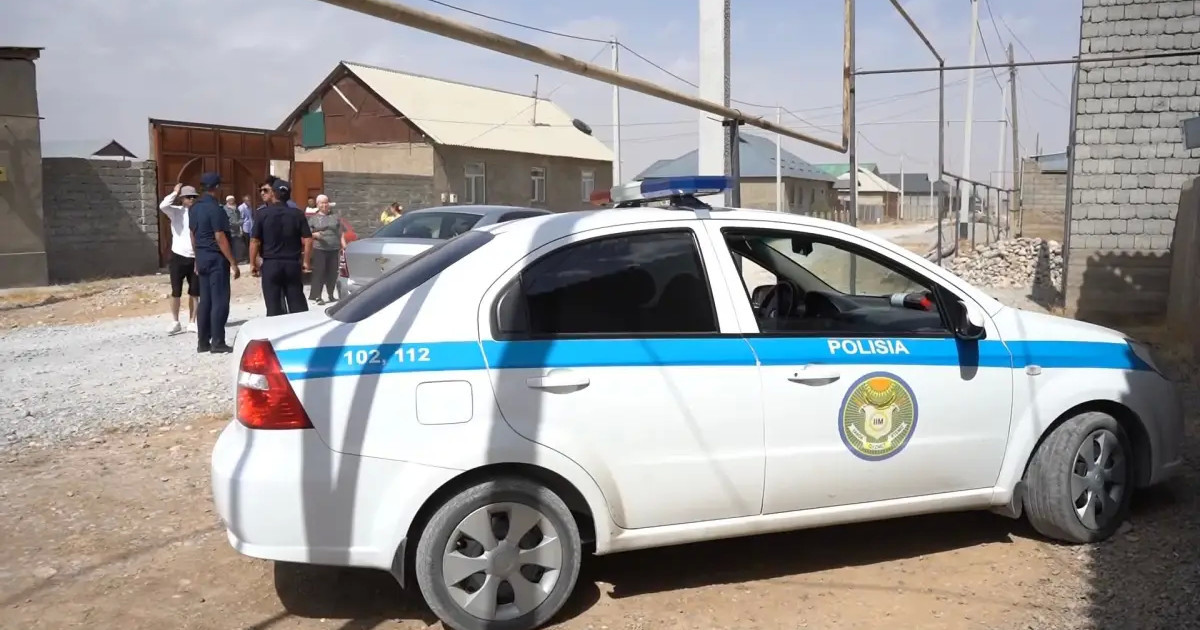 Жас топтық секс порно видео Теннистегі жалаңаш суреттер