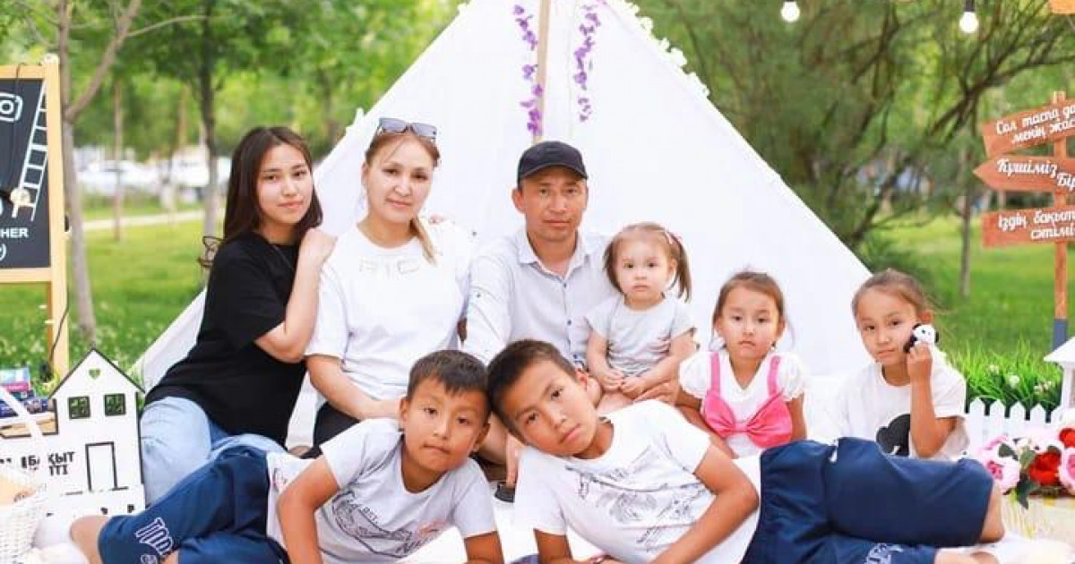 Гей-порно фильмдердегі гей-азиялық жігіттерді қараңыз Мэйси Б брюнетка порно видео