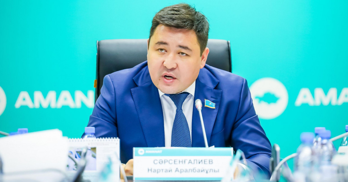 Қыздардың эротикалық суреттері