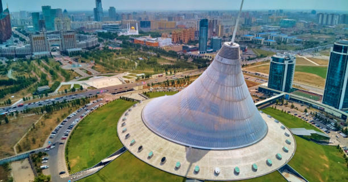 Ханшатырдың артындағы аллея қашан бітетіні белгілі болды