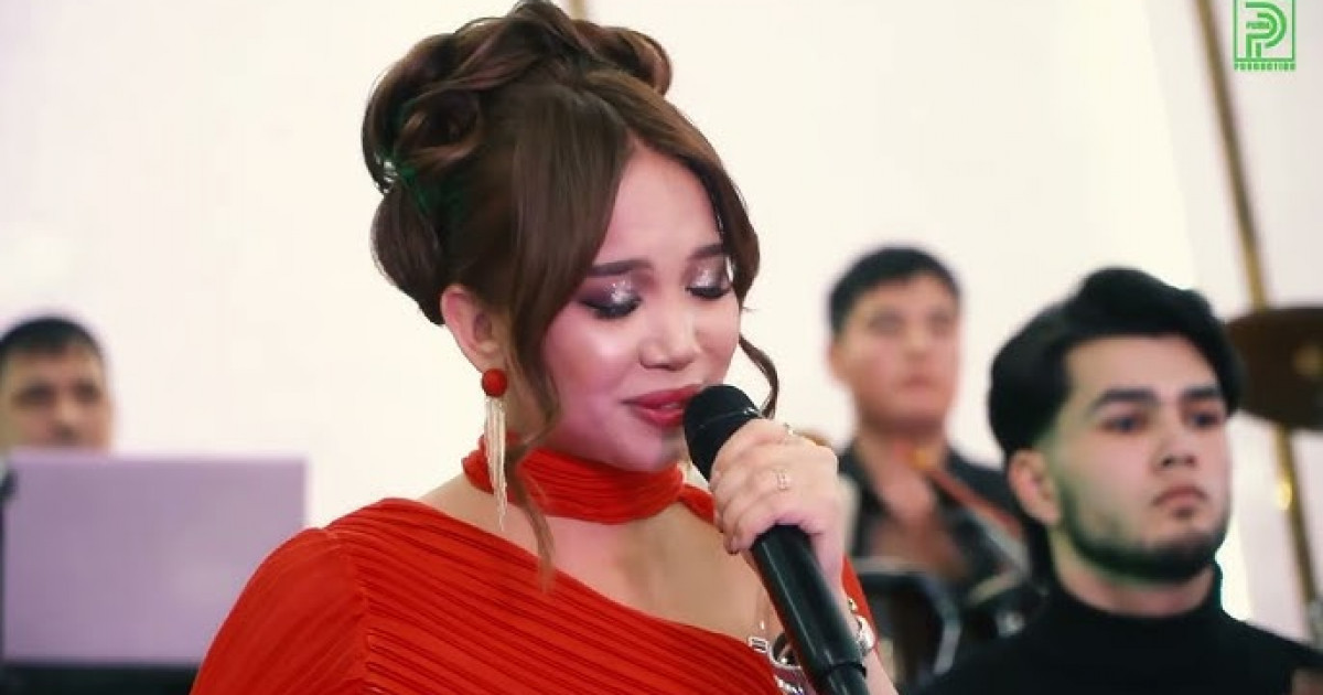 «Ішіп келіп, бар күшімен ұрды»: тойда бұрынғы келінін соққыға жыққан қайын атаның неге үйқамақта екенін түсіндірді