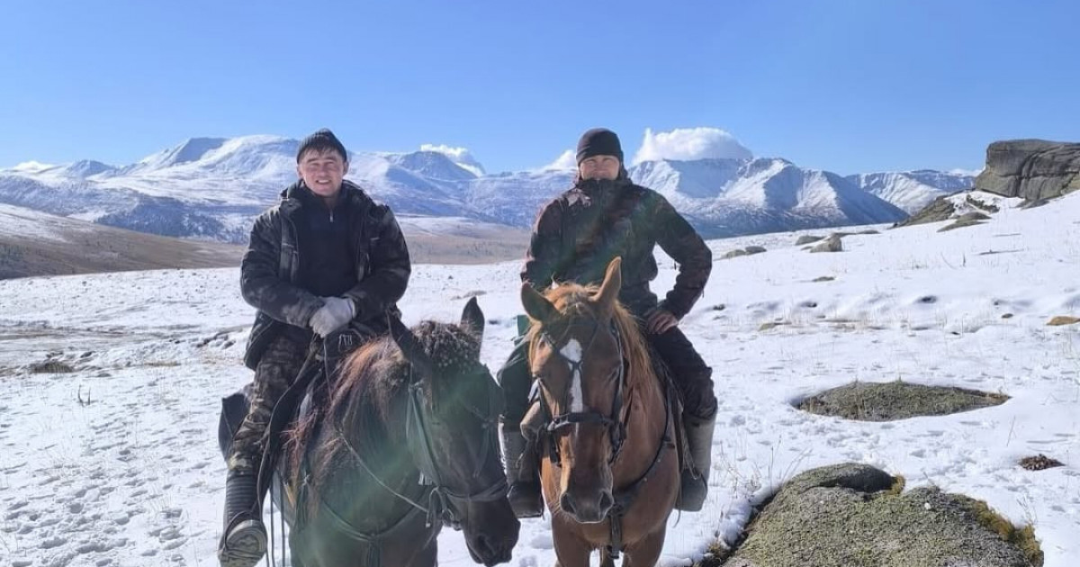 «Қалыңдығы 25 сантиметр»: Шығыс Қазақстанда жауған қар жұртты таңғалдырды