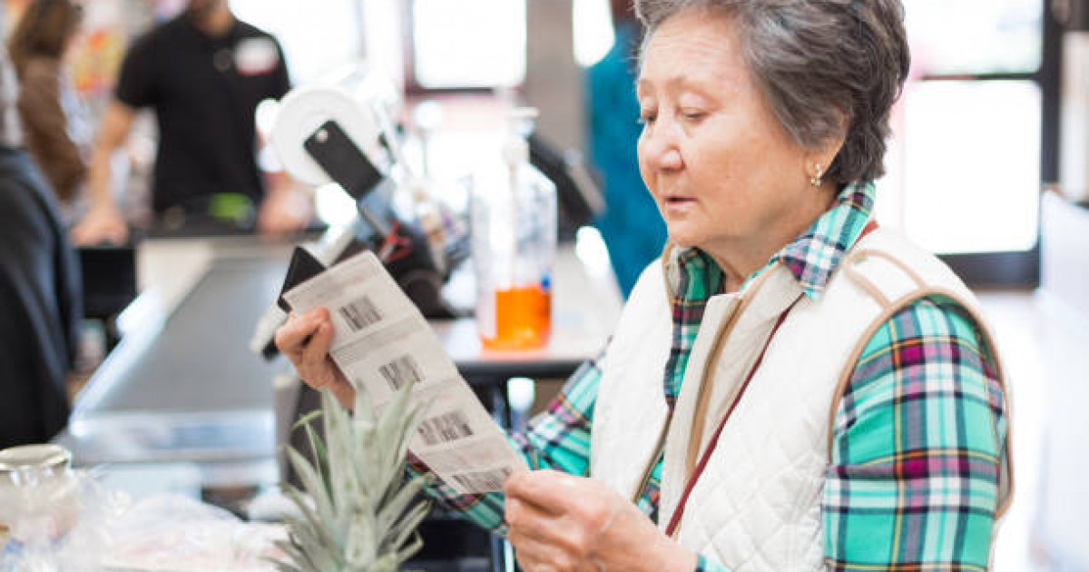 Қарттар күні: Астанадағы зейнеткерлерге мерекеге байланысты қанша ақша берілетіні айтылды