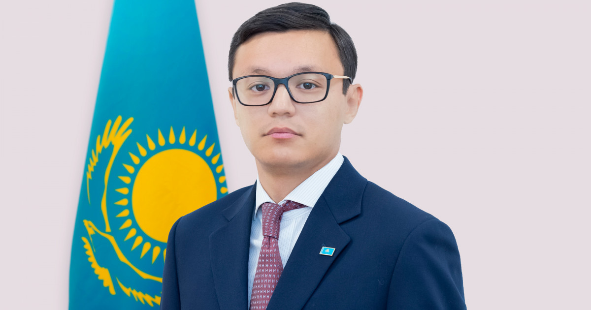 Әлішер Мұқажан Ақпарат комитетінің төрағасы болды