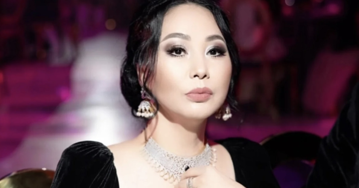 Ер адам әйелдің анусын жалайды Ұсқынсыз әйелдердің порносы