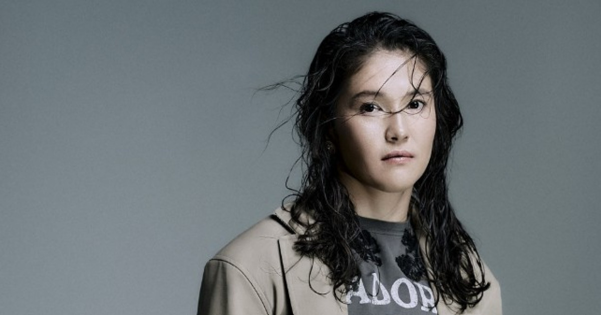 «Өзім дұрыс деп санаған жолмен жүремін»: Назым Қызайбай өзін сынағандарға жауап берді