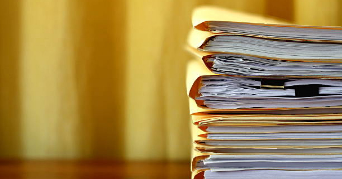 «Өзінен кіші сыныптағыларды бопсалаған»: Жамбылда 11-сынып оқушысының үстінен іс қозғады